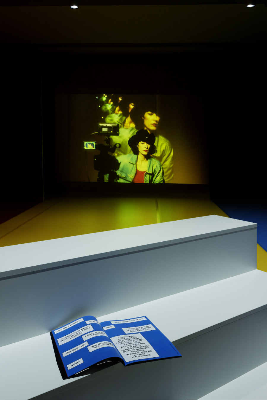 Alexandra Bachzetsis. 2020: Obscene. Installation view Kunsthaus Zürich, 2022. © Alexandra Bachzetsis, photo: Franca Candrian, Kunsthaus Zürich