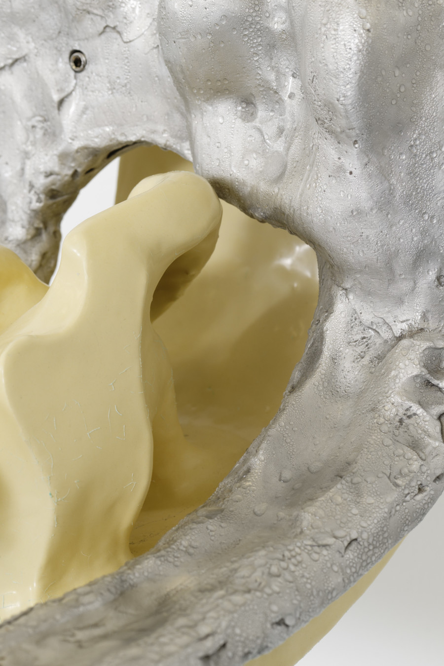 Exhibition view, Isabelle Andriessen, BUNK, CAN Centre d’art Neuchâtel, 2021. Photography: Aurélien Mole / all images copyright and courtesy of the artist and CAN Centre d’art Neuchâtel.