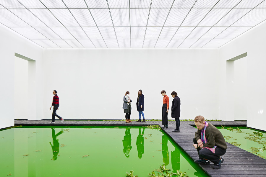 Installation view, Fondation Beyeler, Riehen/Basel, 2021 Courtesy of the artist; neugerriemschneider, Berlin; Tanya Bonakdar Gallery, New York / Los Angeles © 2021 Olafur Eliasson  Photo: Mark Niedermann