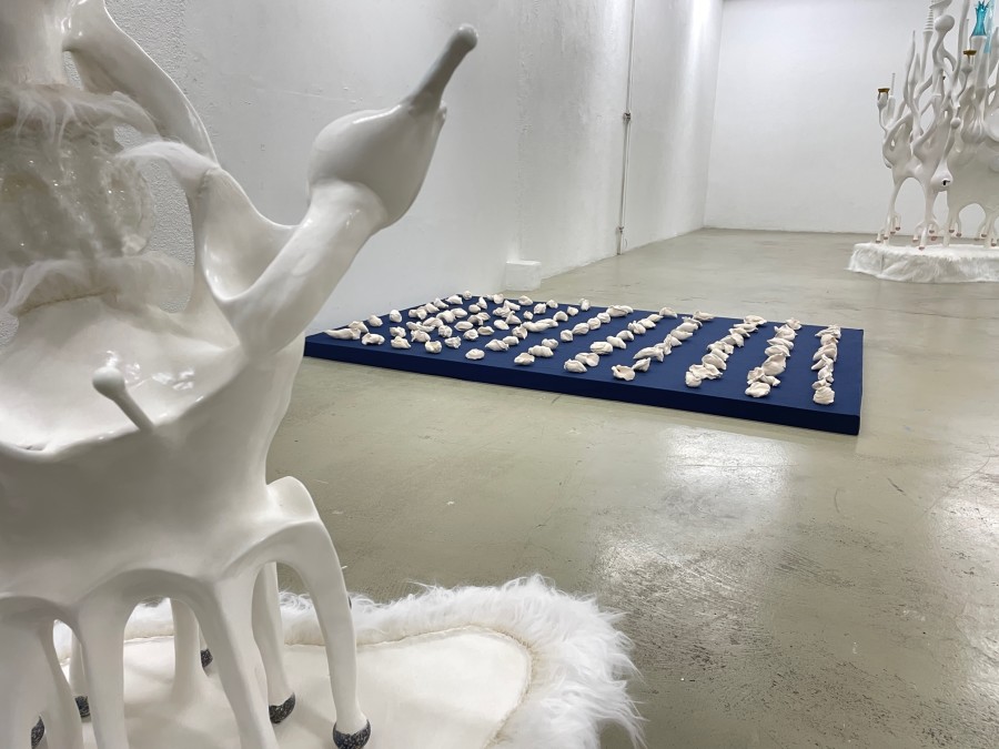 Group exhibition: Destination Paradise,Tim Hergersberg & Olga Titus, installation view, 2022, Dienstgebäude