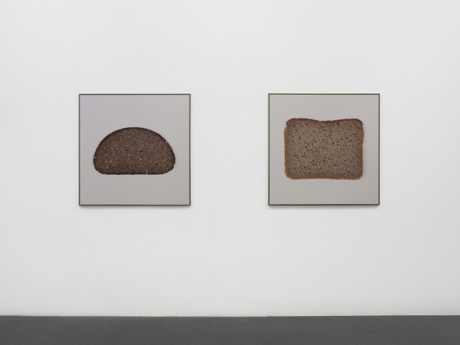 Hans-Peter Feldmann, Brotbilder, 2000s, Photographs, each 100 x 100 cm