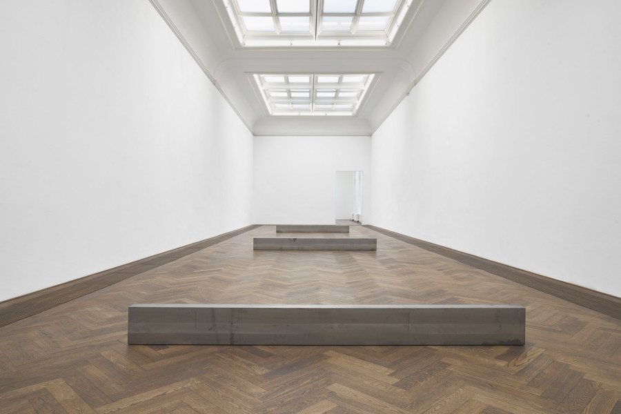 Daniel Turner, Three Sites, Kunsthalle Basel, 2022. Exhibition view from front to back: (BASF K410) Radiator Bar, (Novartis WKL135) Radiator Bar, (Holdenweid) Radiator Bar, all works 2022. Photo: Daniel Turner / Kunsthalle Basel. All works courtesy the artist and Gallery Allen, Paris