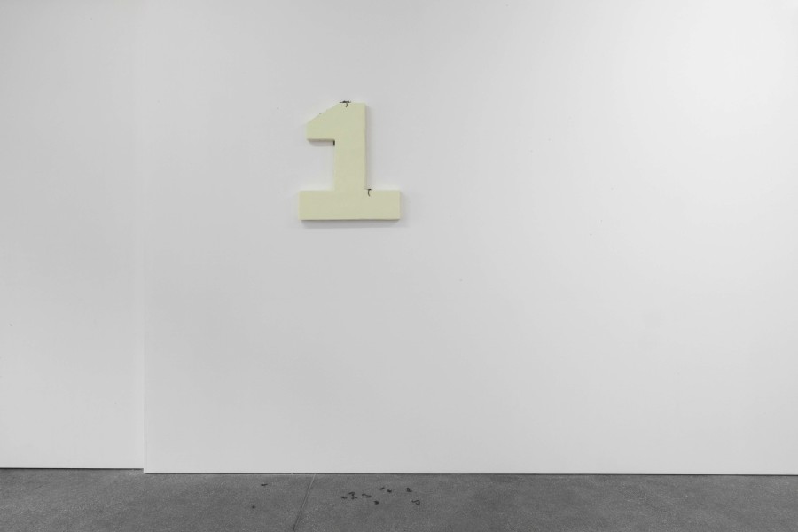 Exhibition view, Sara Ravelli, The Special Treat, Espace 3353, 2021-2022. Photo: Anastasia Mityukova. Courtesy: the artist and Espace 3353