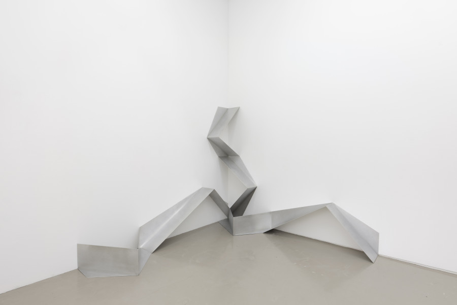 Exhibition view, Affinities, Galerie Mark Müller, 2022. Photo: Conradin Frei