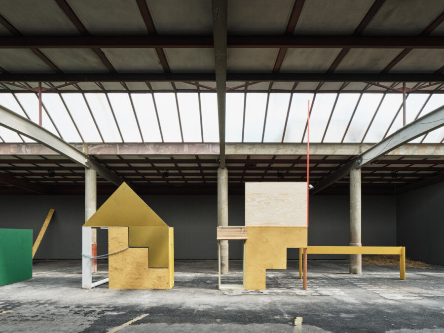 Patricia Bucher «as thick as thieves (Jede Wand ist eine Tür)» | Ausstellungsansicht 2021 | Foto: Ladina Bischof