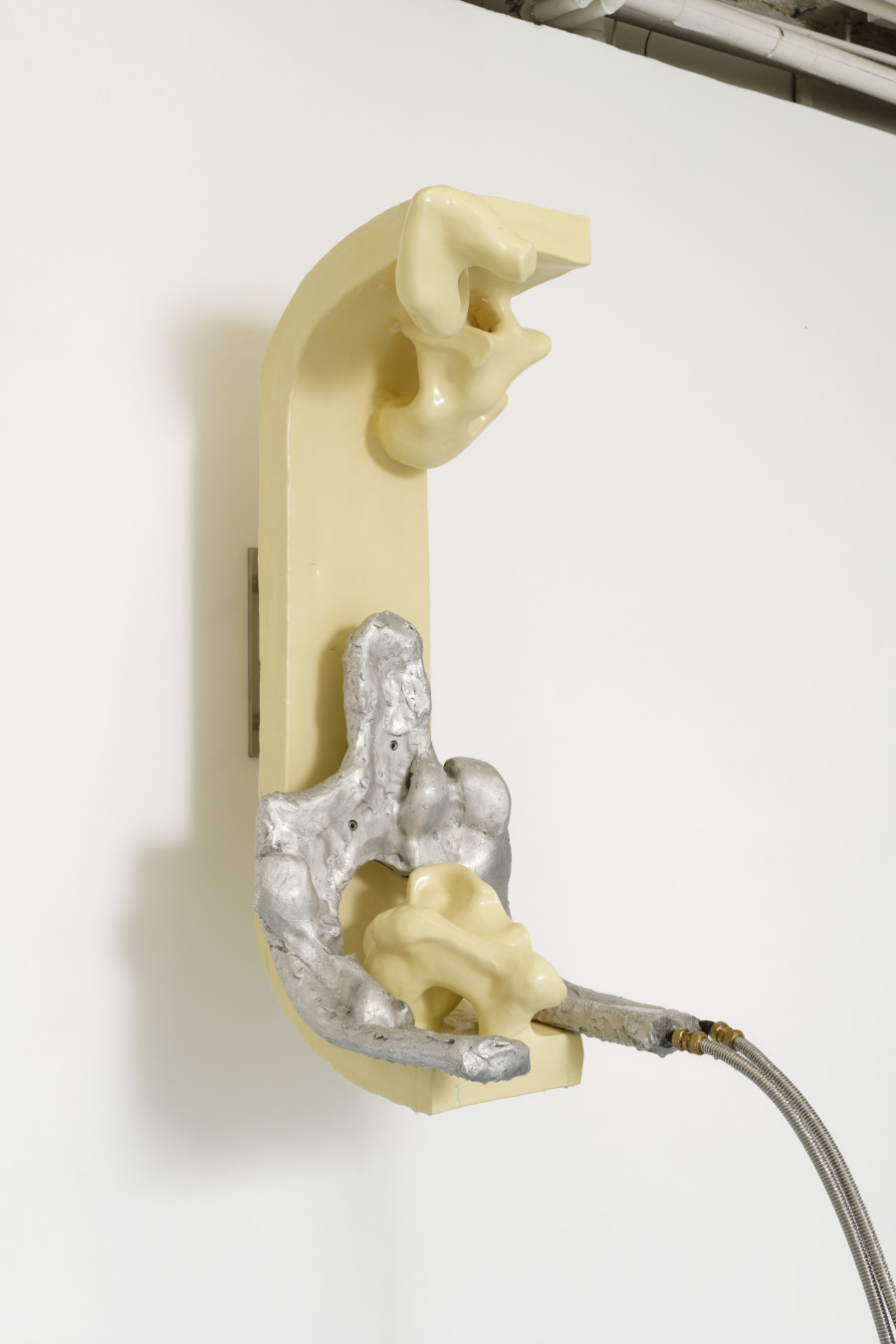 Exhibition view, Isabelle Andriessen, BUNK, CAN Centre d’art Neuchâtel, 2021. Photography: Aurélien Mole / all images copyright and courtesy of the artist and CAN Centre d’art Neuchâtel.