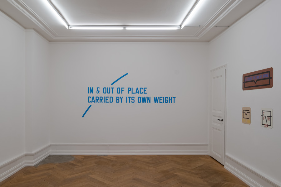 Exhibition view, Lawrence Weiner, AS LONG AS IT LASTS, Mai 36 Galerie, 2022.