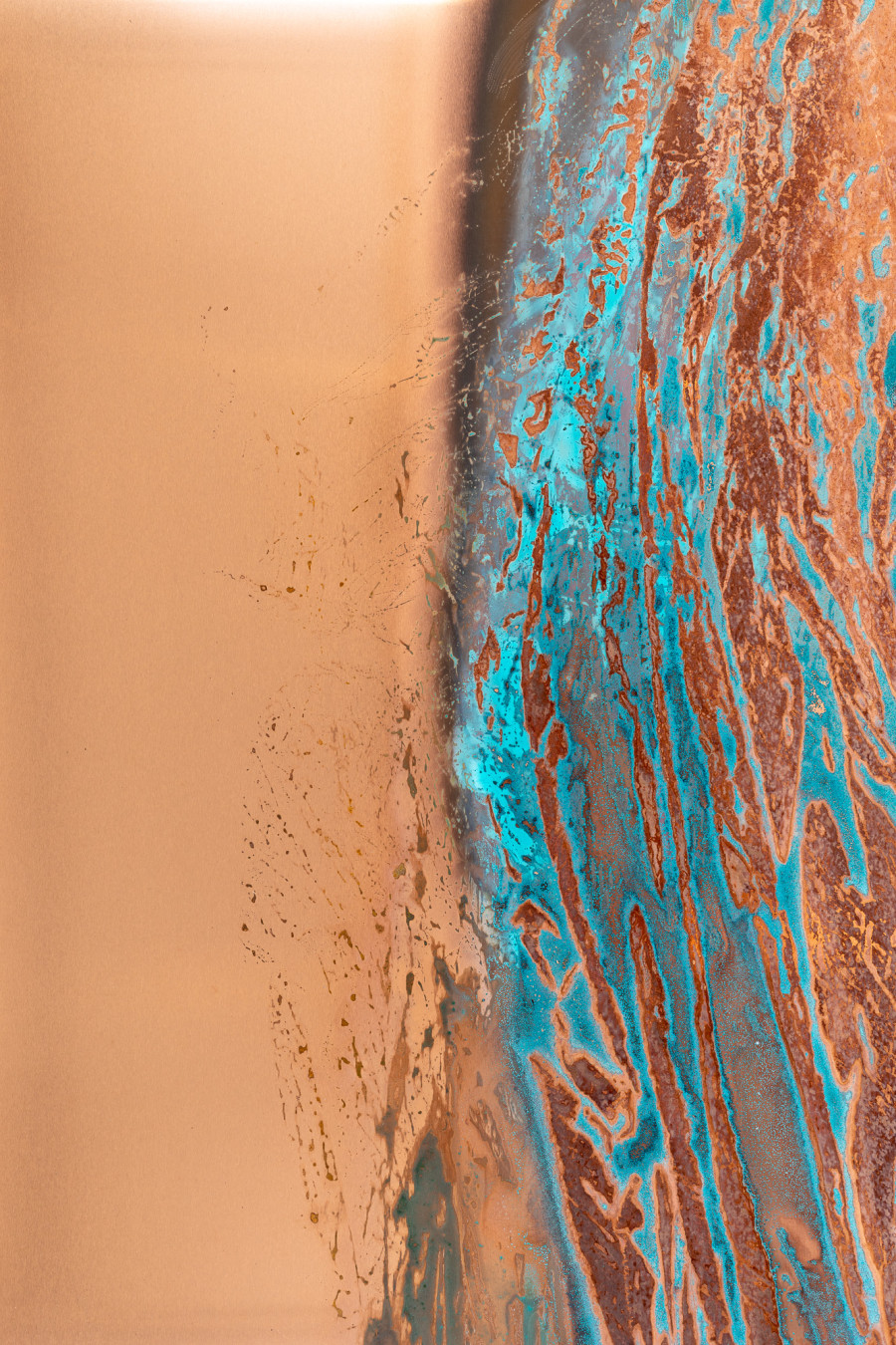 Una Szeemann, Die verschobene Verdichtung eines Schläfers II, (The Displaced Compression of a Sleeper II), 2018, oxidation on copper plate, 200 x 100 cm (detail). Photo: Kilian Bannwart