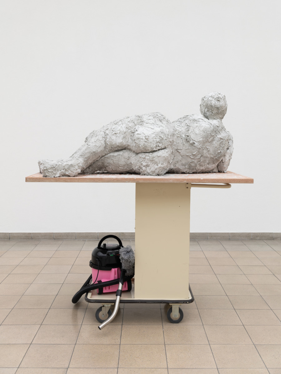 Nicole Wermers, Reclining Female #2, 2022, exhibition view, Kunsthaus Glarus, 2022. Courtesy the artist; Herald St, London; Tanya Bonakdar Gallery, New York; and Produzentengalerie, Hamburg. Photo: Gunnar Meier