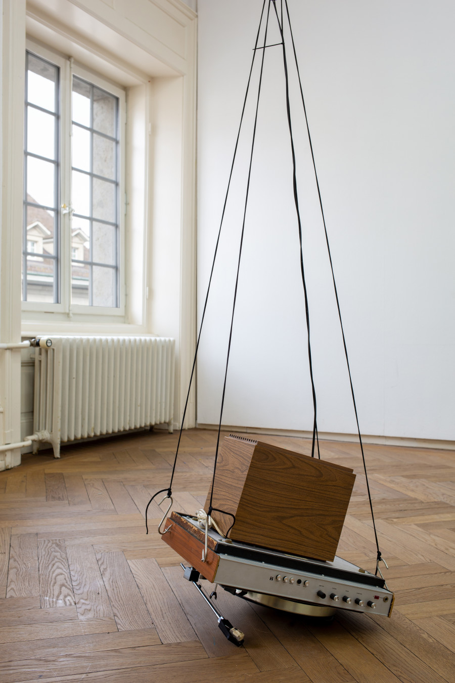 Strotter Inst., Krakeeler, 2005/21, Ausstellungsansicht Kunsthaus Langenthal, Foto: Martina Flury Witschi, Courtesy of the Artist.