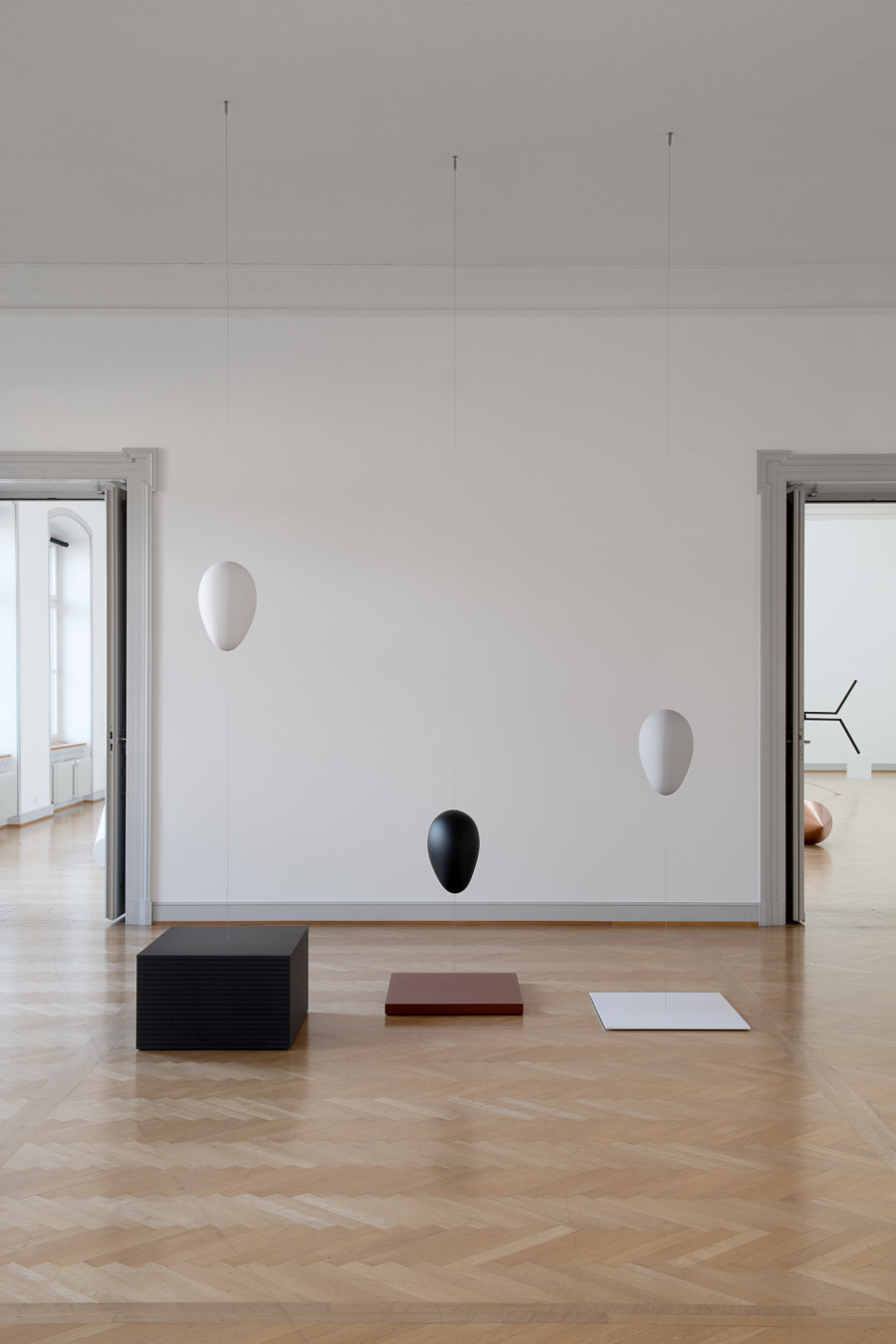 Iman Issa, Headshots of Three Film Extras, 2019, Courtesy the artist; Rodeo, London/Piraeus und carlier | gebauer Berlin/Madrid, Photo: Sebastian Stadler