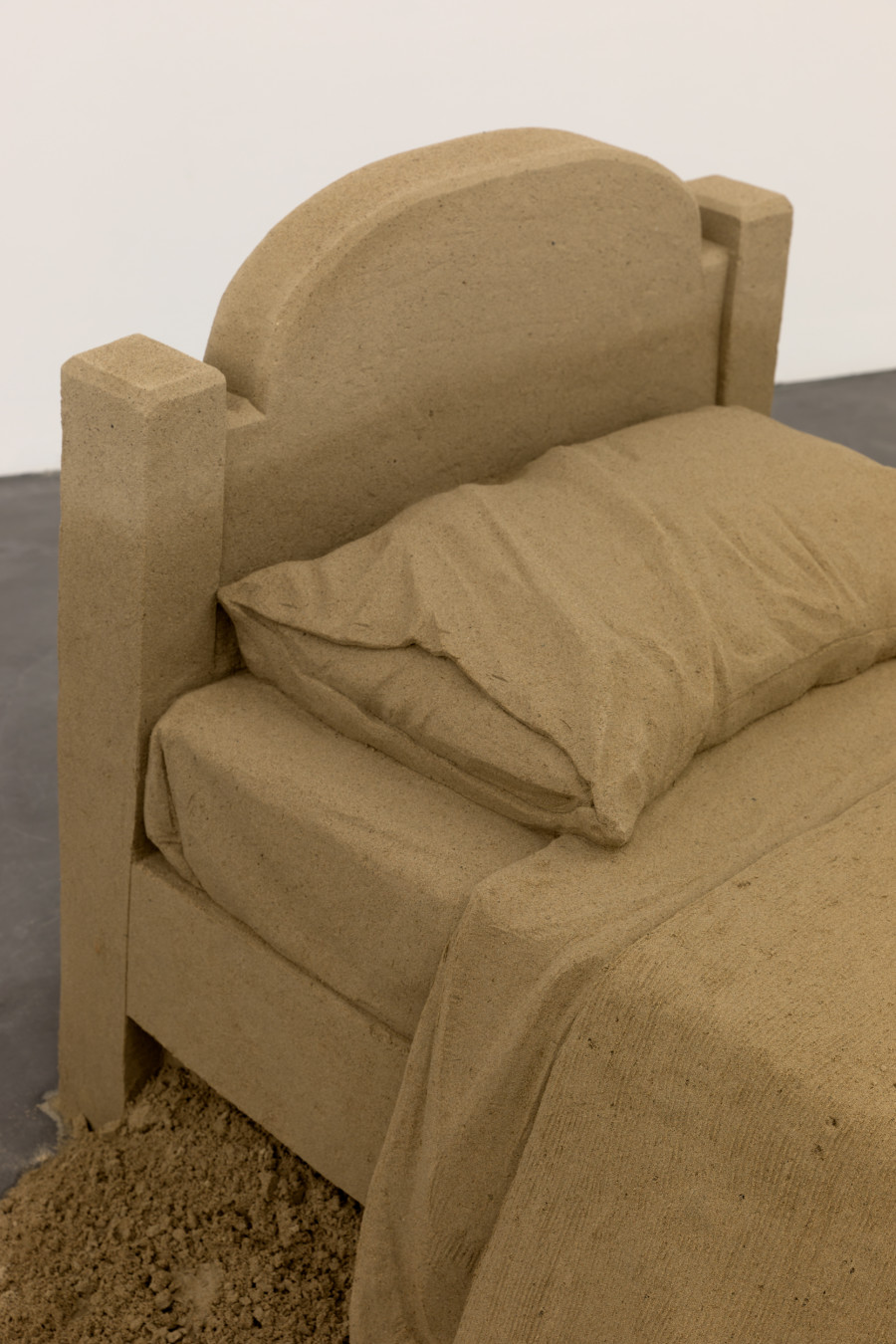 Installation view ‘OUTREMONDE: Dream Hunters – Théo Mercier, Luma Westbau, Zurich, 2022. Photos: Erwan Fichou