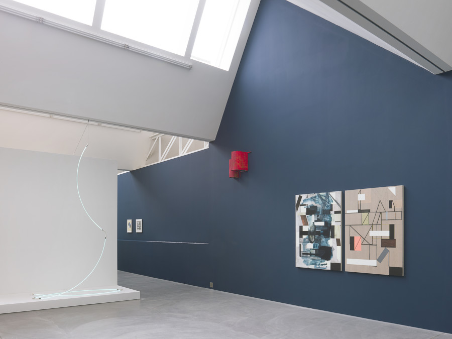 Installation View, The Backward Glance can be a Glimpse into the Future at von Bartha, Basel, 5 September – 7 November 2020. Photo: Simon Schwyzer. Image courtesy von Bartha and the Artists.