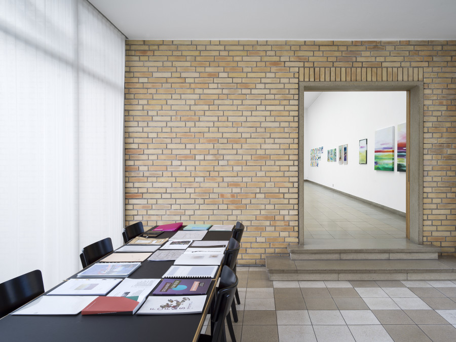 Kunstschaffen Glarus 2022 (A-L), exhibition view, Kunsthaus Glarus, 2022. Photo: Cedric Mussano