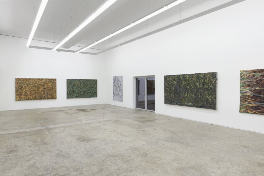 Exhibition view, Patrick Rohner, Massenbewegungen, Galerie Mark Müller, 2022.