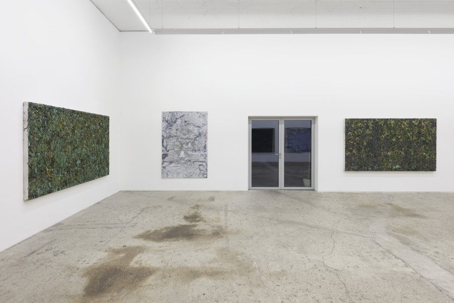 Exhibition view, Patrick Rohner, Massenbewegungen, Galerie Mark Müller, 2022.