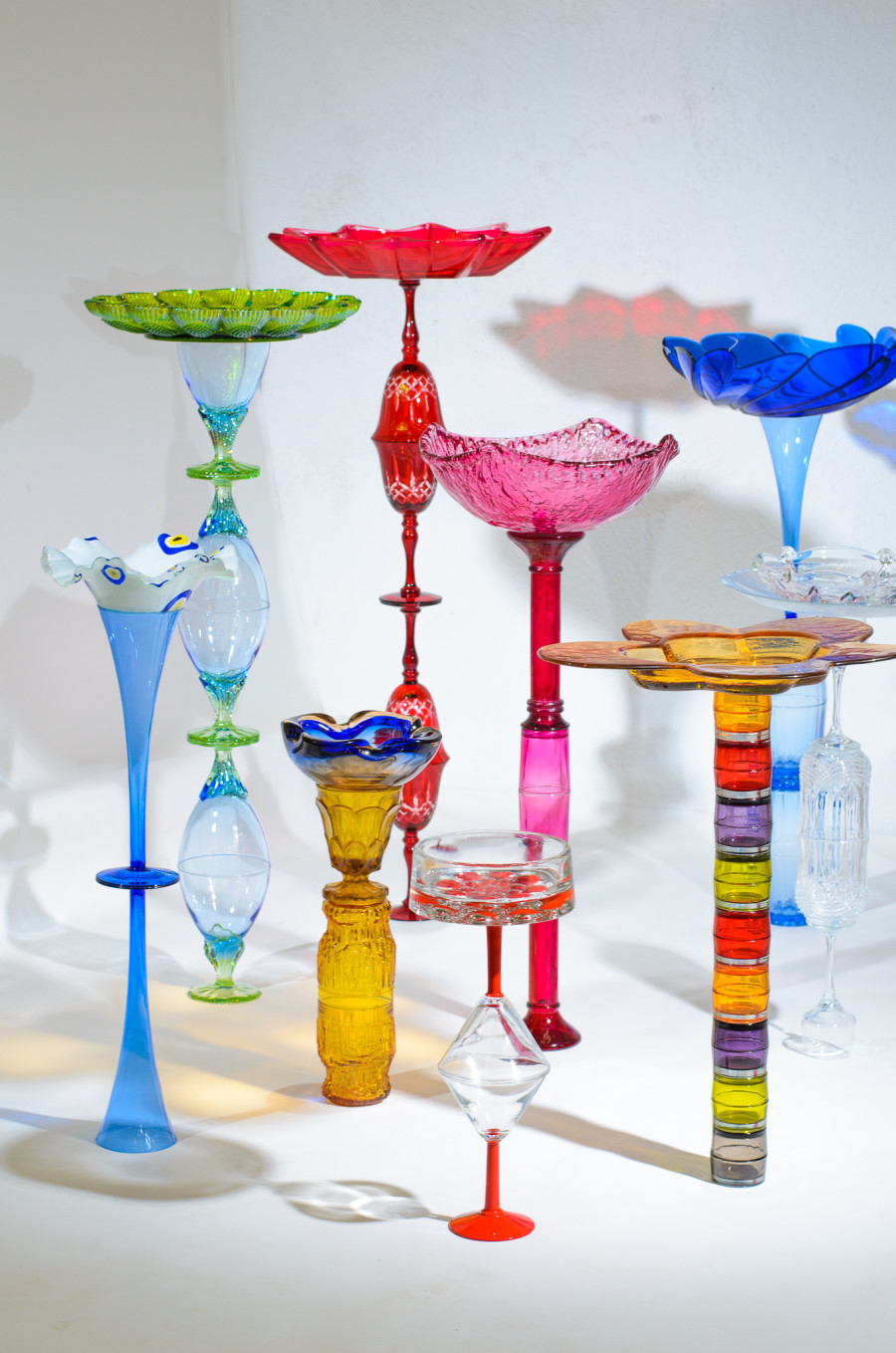 Nusser Glazova, The Flowers, 2020, Glas, Audio Variable Dimensionen.