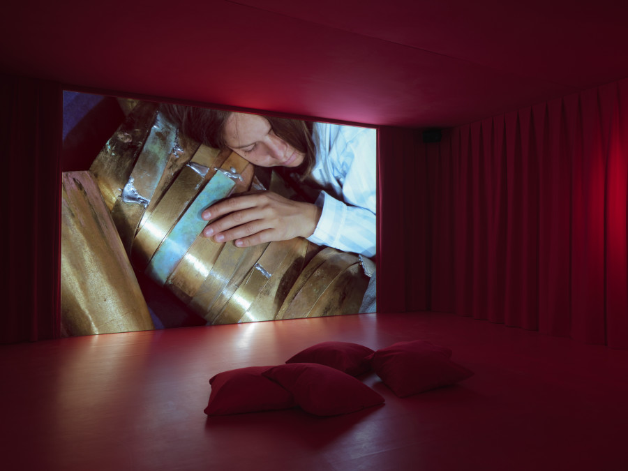 Caroline Mesquita, Noctambules, Installation view, 2022, CAN Centre d’Art Neuchâtel, Photo: S. Verdon