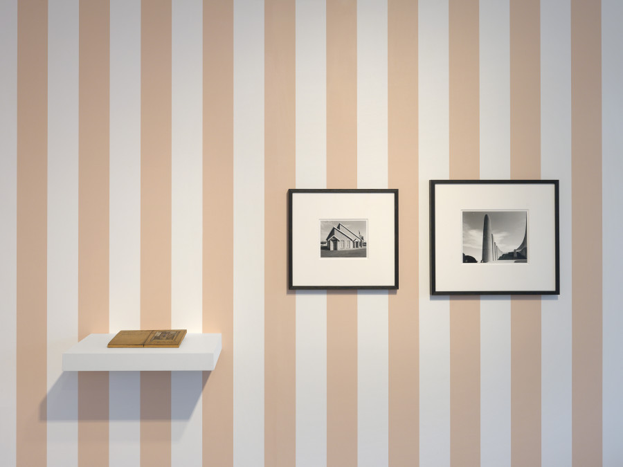 Installation View, Little Things: Part II, December 10, 2021 – January 5, 2022, Pace Gallery, Geneva. Photo: Annik Wetter, courtesy Pace Gallery