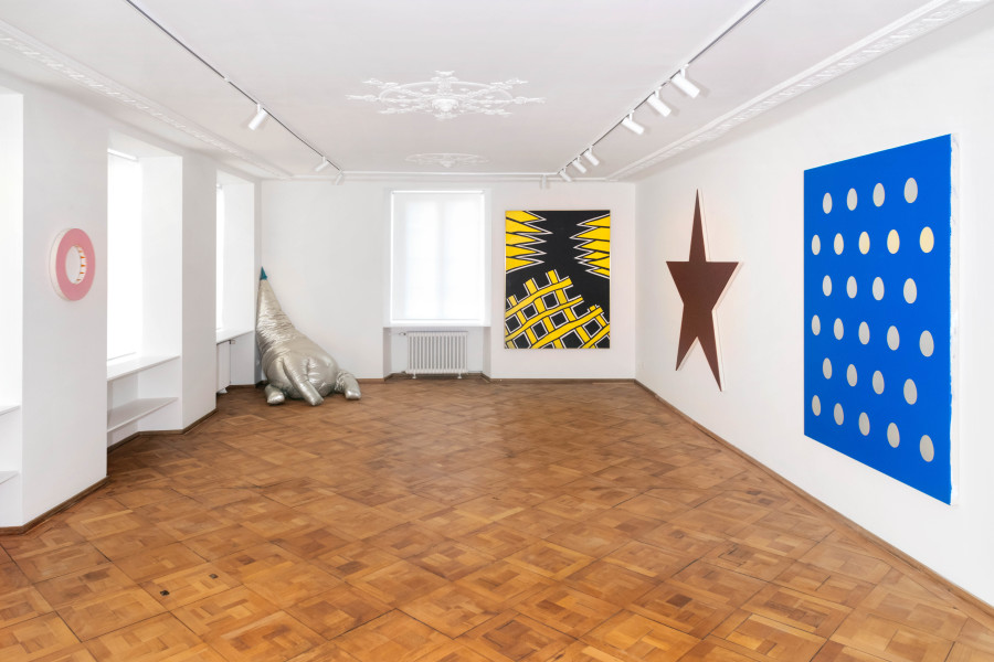 Installation view, Not So Fast! curated by John Armleder, Larkin Erdmann, 2022. Courtesy: Larkin Erdmann Gallery. Photograph: Flavio Karrer, Zürich.