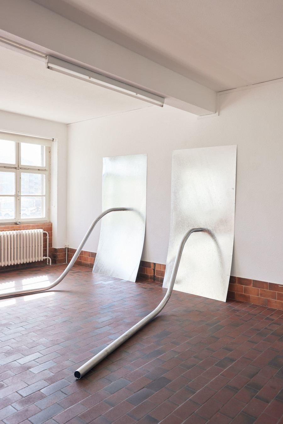 Toni Schmale, watersports, schlauch #1, schlauch #2, Mayday, 2022.