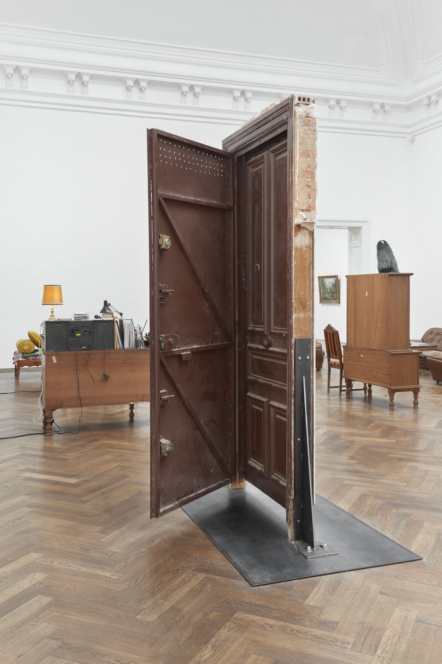 Installation view, Lydia Ourahmane, Barzakh, Kunsthalle Basel, 2021, view on, 21 Boulevard Mustapha Benboulaid (entrance), 1901–2021. Photo: Philipp Hänger / Kunsthalle Basel