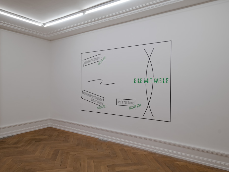 Exhibition view, Lawrence Weiner, AS LONG AS IT LASTS, Mai 36 Galerie, 2022.