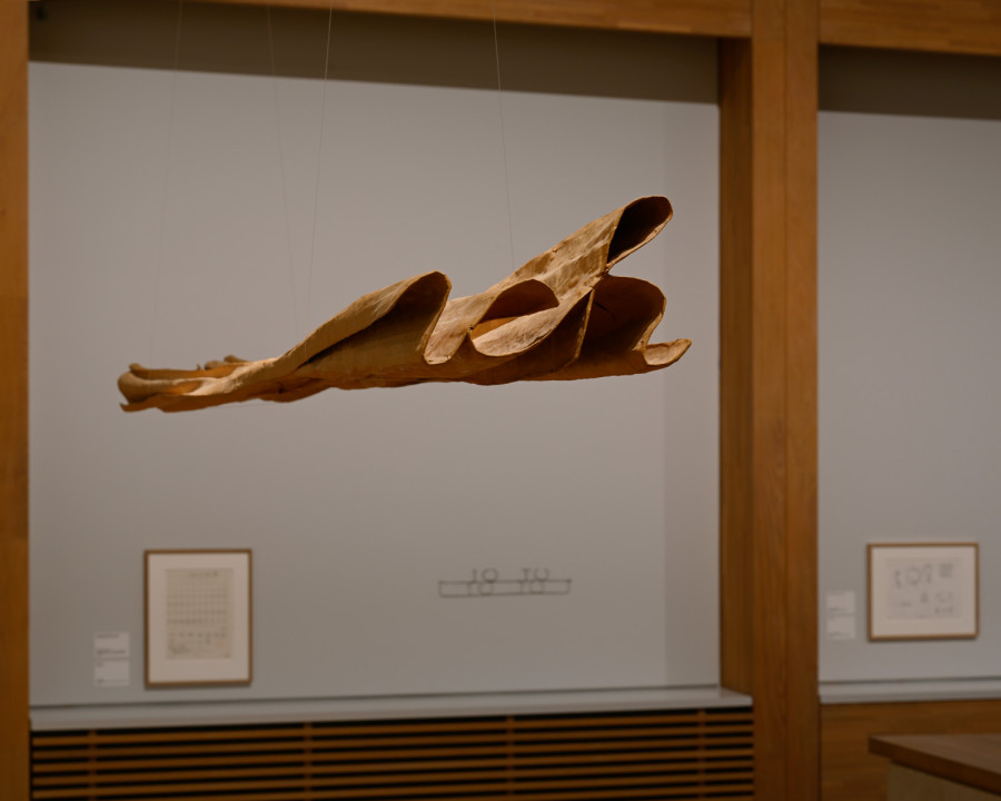 Exhibition view, Markus Raetz, Le reflet des mots, Fondation Jan Michalski, 2022. Photo Fondation Jan Michalski © Leo Fabrizio