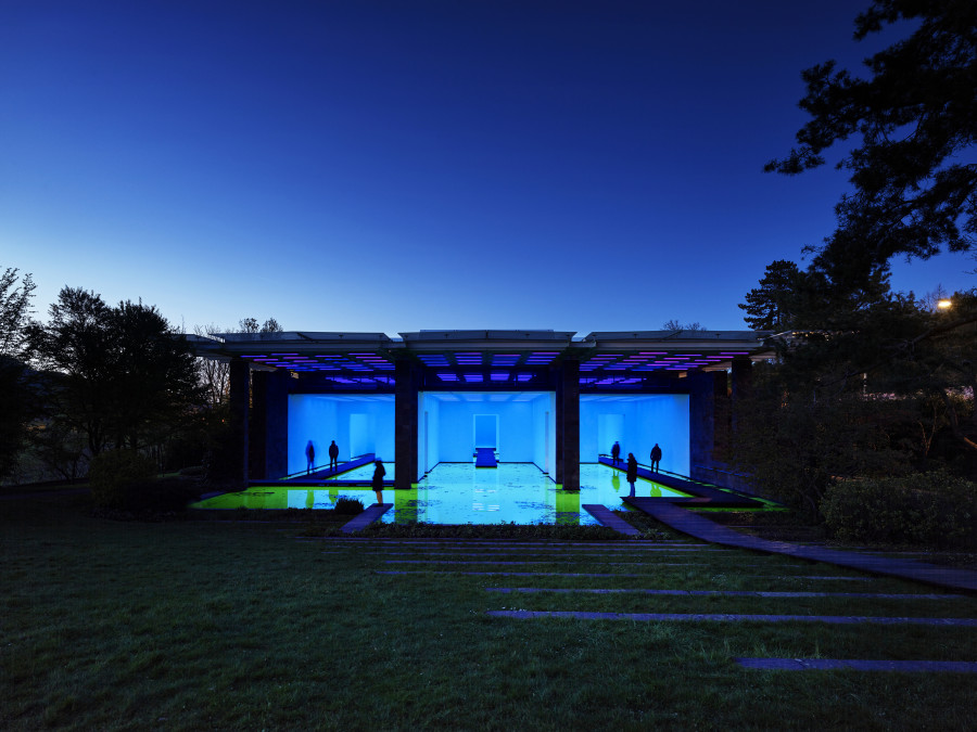 Installation view, Fondation Beyeler, Riehen/Basel, 2021 Courtesy of the artist; neugerriemschneider, Berlin; Tanya Bonakdar Gallery, New York / Los Angeles © 2021 Olafur Eliasson  Photo: Mark Niedermann