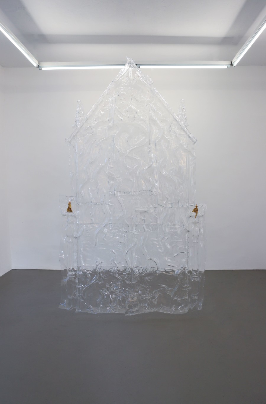 Installation view, Under The Curse, KALI Gallery, 2022. Photo by Marco Vogel, Courtesy KALI Gallery