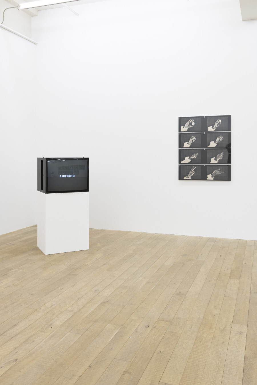 Exhibition views: Above All, They Had No Fear of Vertigo, 3Nós3, Rafael França, Hudinilson Jr., Mario Ramiro, cur. by Raphael Gygax, Galerie Peter Kilchmann, Zurich, Switzerland, 2022 Courtesy of the artists' estates, Mario Ramiro and Galerie Peter Kilchmann, Zurich/ Paris Photo: Sebastian Schaub