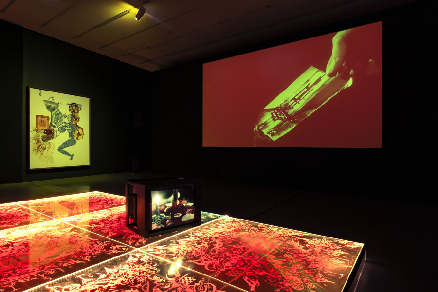 Installation view Sadaf H. Nava, Fabulas Score, schwarzescafé | Luma Westbau, Zurich, 2022. Photo: Nelly Rodriguez