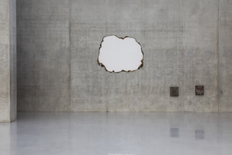 Peter Fischli Installation view, third floor, Kunsthaus Bregenz, 2020 Papierarbeiten, 2020 Photo: Markus Tretter Courtesy of the artist © Peter Fischli, Kunsthaus Bregenz