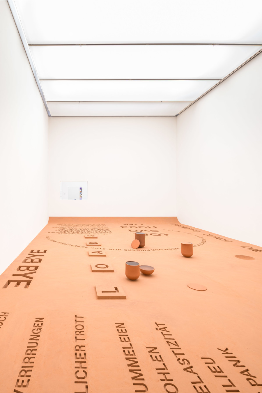 Maude Léonard-Contant. No Edit Can Fail Tint, Ausstellungsansicht Kunstmuseum Luzern, 2020, Foto: Stefan Walter