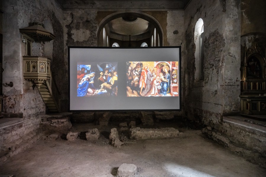 Andrea Büttner, Shepherds and Kings, 2017, installation view Johanniterkirche Feldkirch, 2022, photo: Ursula Dünser © Andrea Büttner / 2022, ProLitteris, Zürich