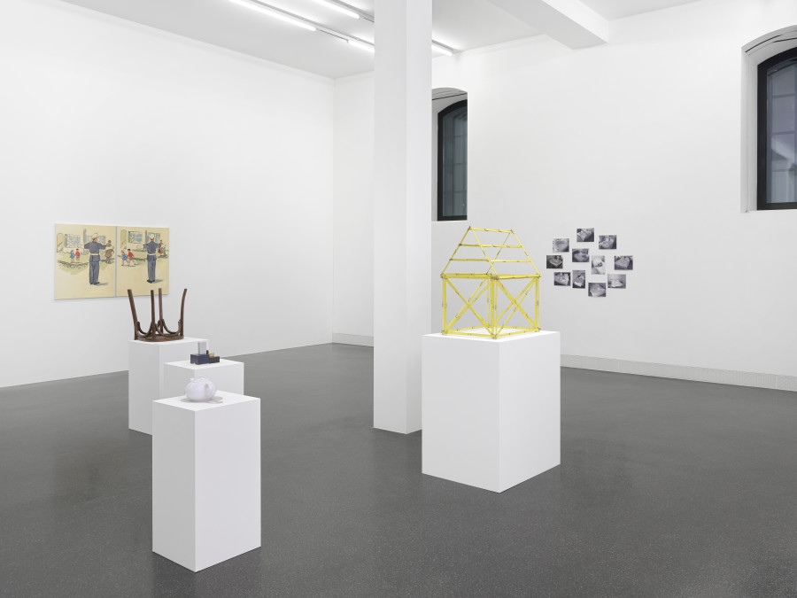 Installation view, Hans-Peter Feldmann, Galerie Francesca Pia, 2021. Photo: Annik Wetter
