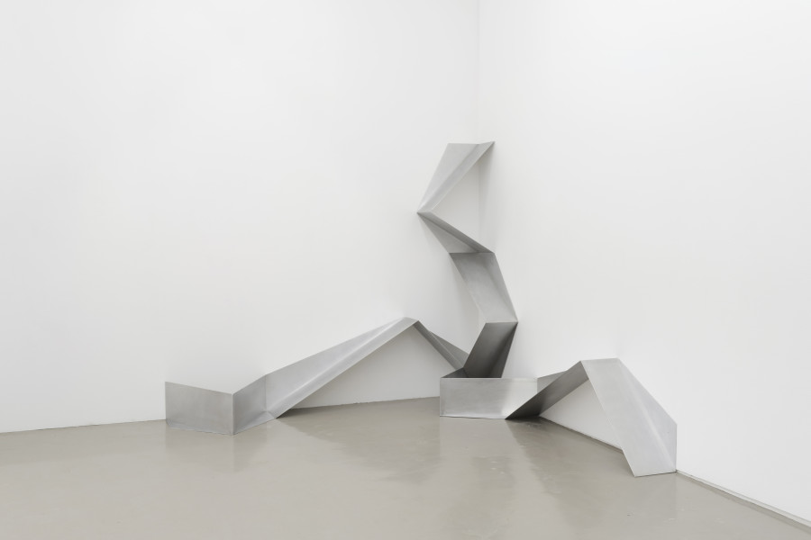 Exhibition view, Affinities, Galerie Mark Müller, 2022. Photo: Conradin Frei