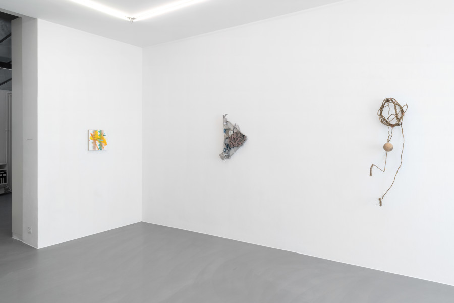 Installation view, WIRE, LINE & STRING, Mai 36 Galerie, 2022.