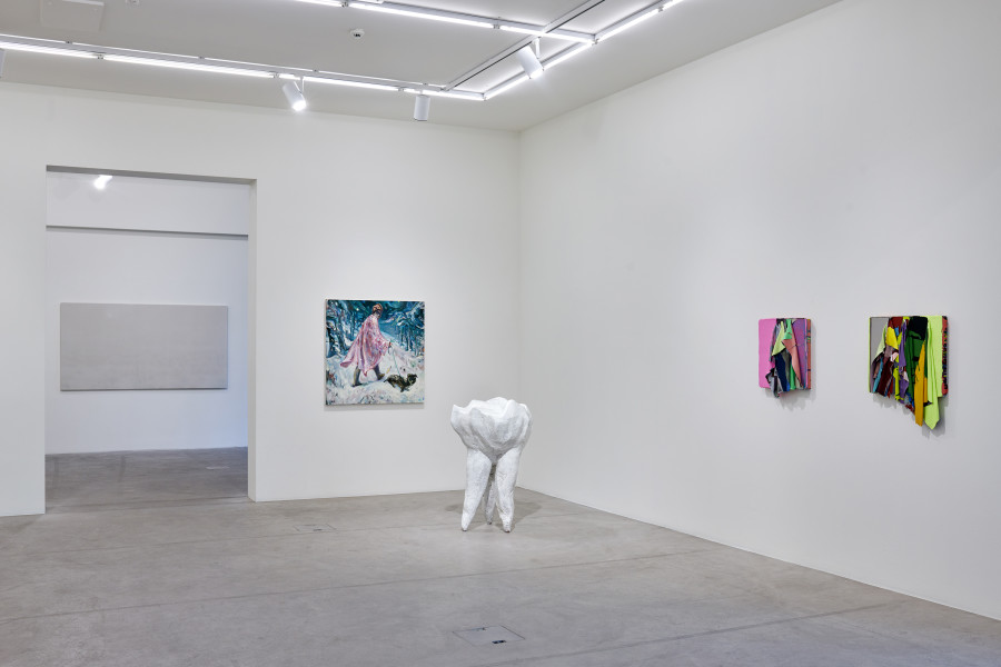 Exhibition view, Feelings of the Season, Galerie Urs Meile, 2022-2023.