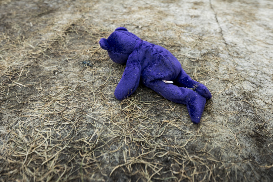 Bunny Rogers, Memorial, 2020, Installation view ground floor, Kunsthaus Bregenz March 2020, Photo: Markus Tretter © Bunny Rogers, Kunsthaus Bregenz
