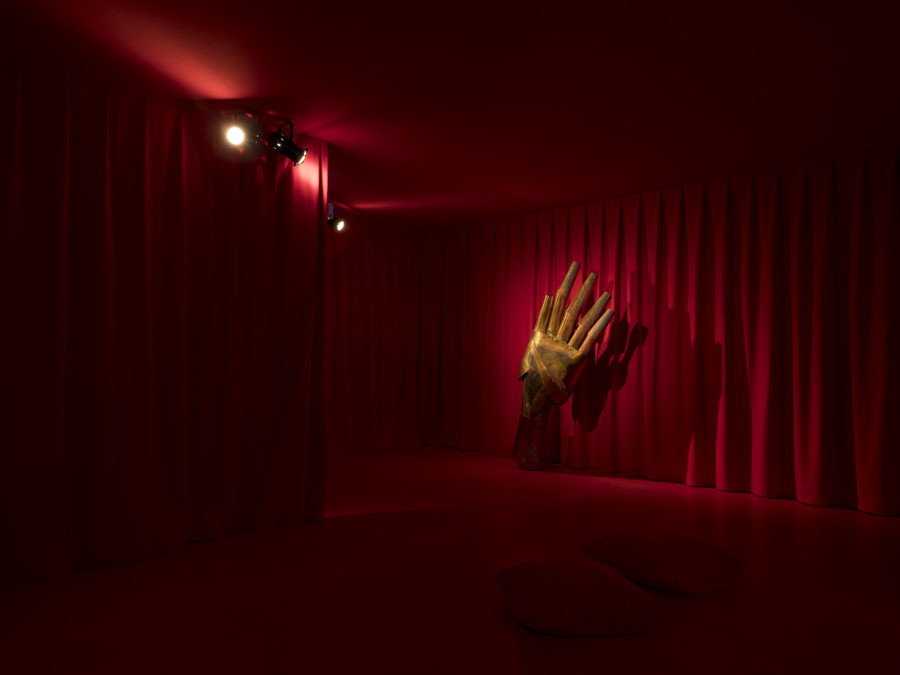 Caroline Mesquita, Noctambules, Installation view, 2022, CAN Centre d’Art Neuchâtel, Photo: S. Verdon