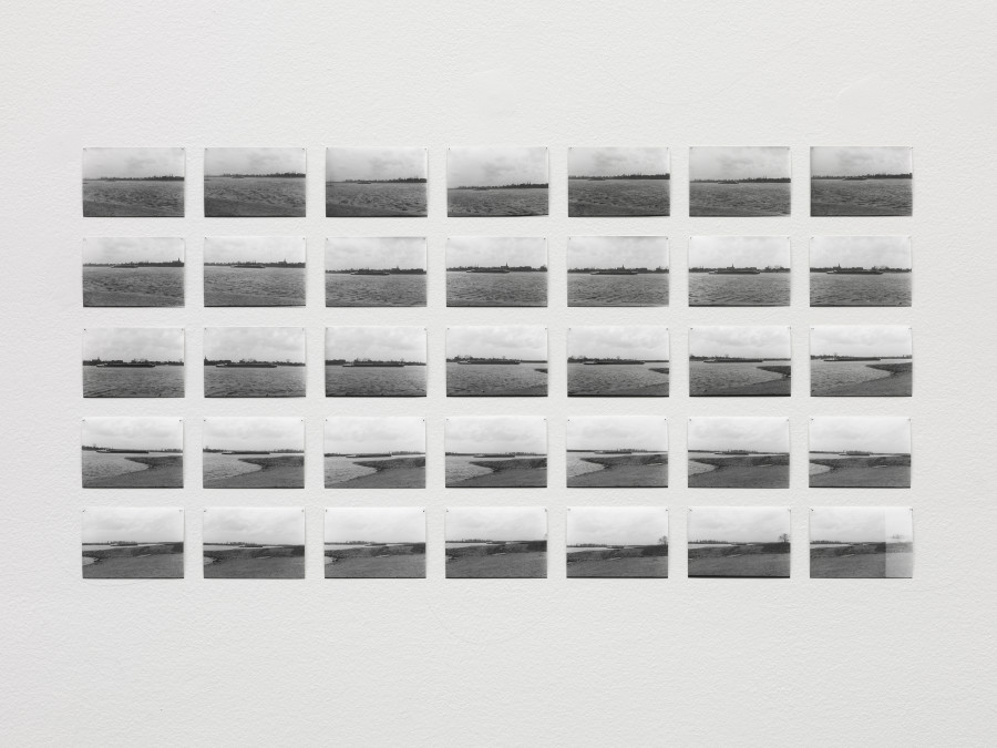 Hans-Peter Feldmann, Zeit Serie, Schiff auf dem Rhein, 1970s, 35 b/w photographs, 10 x 15 cm