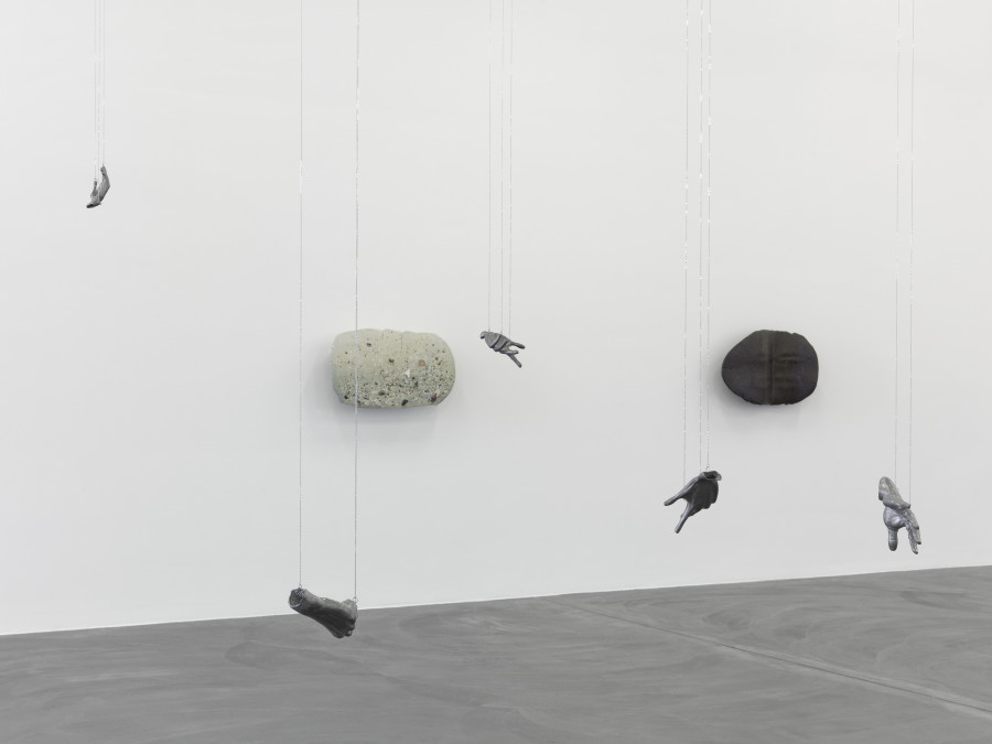 Liz Larner, below above, Kunsthalle Zürich, 2022, installation view, image Annik Wetter