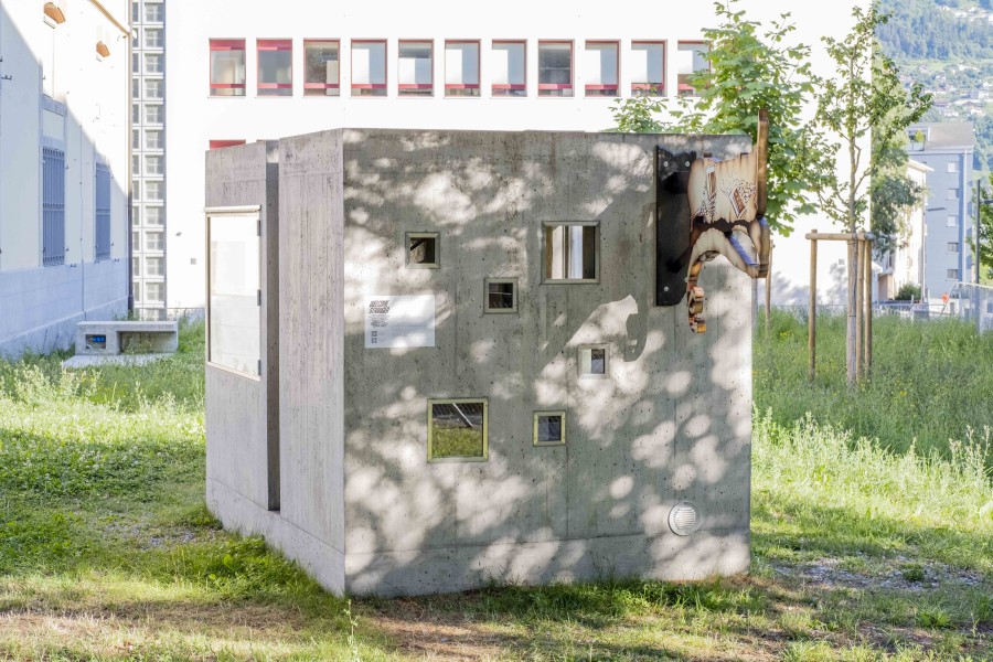 Installation view, WELCOME STRANGER, Lemme, 2022. Photo credit: Romain Iannone