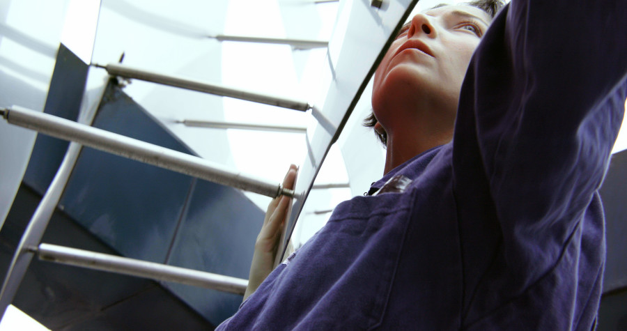 Martina Morger, Cleaning Her, 2021, Videostill, Courtesy die Künstlerin