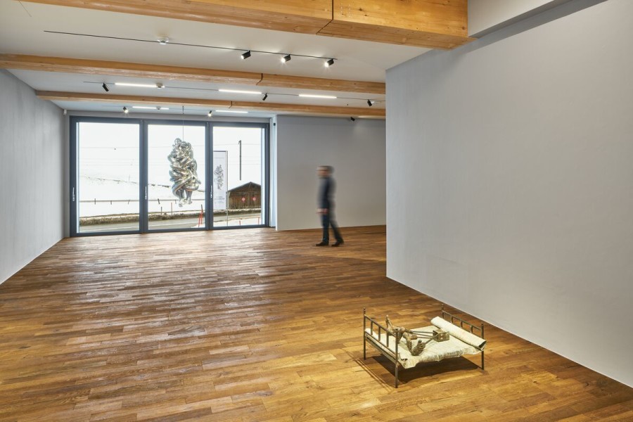 'Louise Bourgeois. The Heart Has Its Reasons’, Tarmak22, Gstaad, 2020. Louise Bourgeois © The Easton Foundation / 2020, ProLitteris, Zurich. Photo: Jon Etter